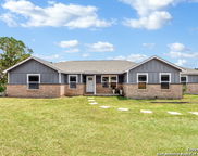 711 Forest Trail, New Braunfels image