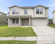 671 Northwest Crossing Dr, New Braunfels image