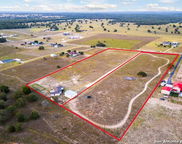 177 Lakeview Cir, La Vernia image