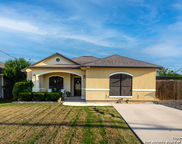 1038 Avenue H, Poteet image