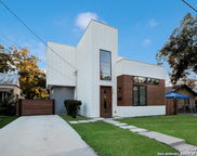 320 Saint Francis, San Antonio image