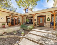 201 Los Encinos, Kerrville image
