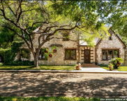 422 E Hildebrand, San Antonio image