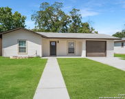 192 Meadow, New Braunfels image