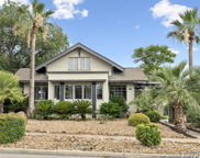 133 E Mistletoe Ave, San Antonio image