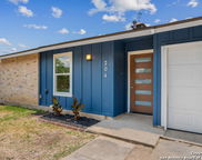 204 Green Meadows, Converse image