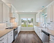 123 Dover Downs, Boerne image