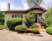 106 Mayflower, San Antonio image