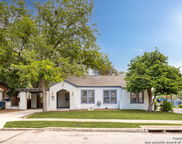 342 W Elsmere, San Antonio image