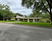 509 Canterbury Hill, San Antonio image