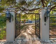 6 Lazy Ln, San Antonio image