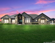 112 Hidden Cove, Floresville image