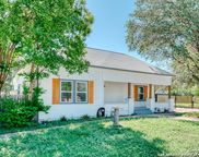 1301 Avenue K, Hondo image
