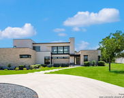 211 Wellesley Hill, San Antonio image