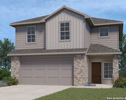 1541 Champagne Oak, New Braunfels image