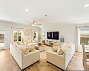 2207 Trumans Hill, New Braunfels image