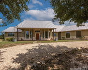 122 Twisting Oaks Court, Pipe Creek image