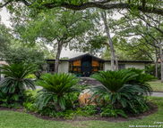 124 Thelma, San Antonio image
