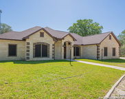 140 Buttermilk Circle, Floresville image