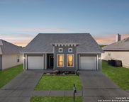 132 Lark Hill, Floresville image