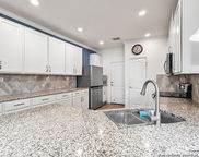 2095 Shire Meadow, New Braunfels image