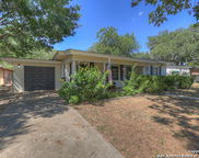 966 Baker, Seguin image