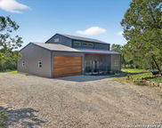 1081 English Hollow, Bandera image