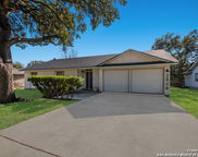 2806 Floral Way, San Antonio image