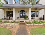 111 Kendall Oaks, Boerne image