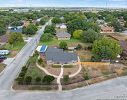 100 Flora, New Braunfels image