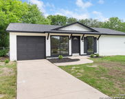 7621 Strolling Ln, Live Oak image
