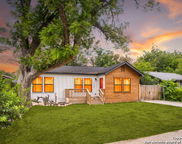139 Valdez, San Antonio image