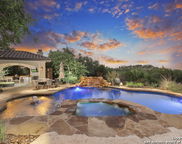 2219 Clubs Dr, Boerne image