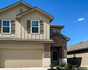 1510 Champagne Oak, New Braunfels image
