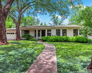 419 Woodcrest Dr, San Antonio image