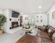425 Edgewater, New Braunfels image