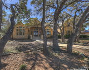 197 Falling Hls, New Braunfels image