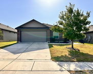1020 Sandwell, Seguin image