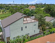 1506 W Mistletoe, San Antonio image