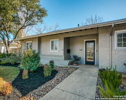 526 E Nottingham, San Antonio image