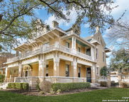 501 W French Pl, San Antonio image