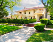 228 W Mulberry Ave, San Antonio image
