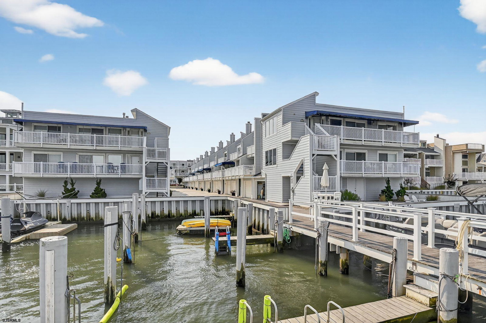 Marina Mews