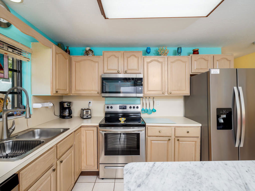 47 Sadowski Key Colony 33051 - 2ae76d133d078e634af621e98572a83c