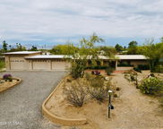 7621 N Placita De Los Amigos, Tucson image