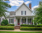 637 Preserve Way, Hoover image