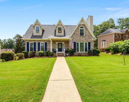 600 Crest View Circle, Hoover image