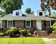 263 E Bayview Boulevard, North Norfolk image