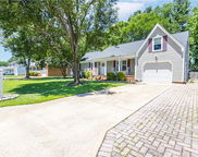 516 Ravenstone Drive, South Chesapeake image