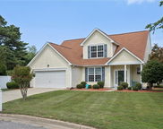 482 J William Court, Newport News Midtown East image